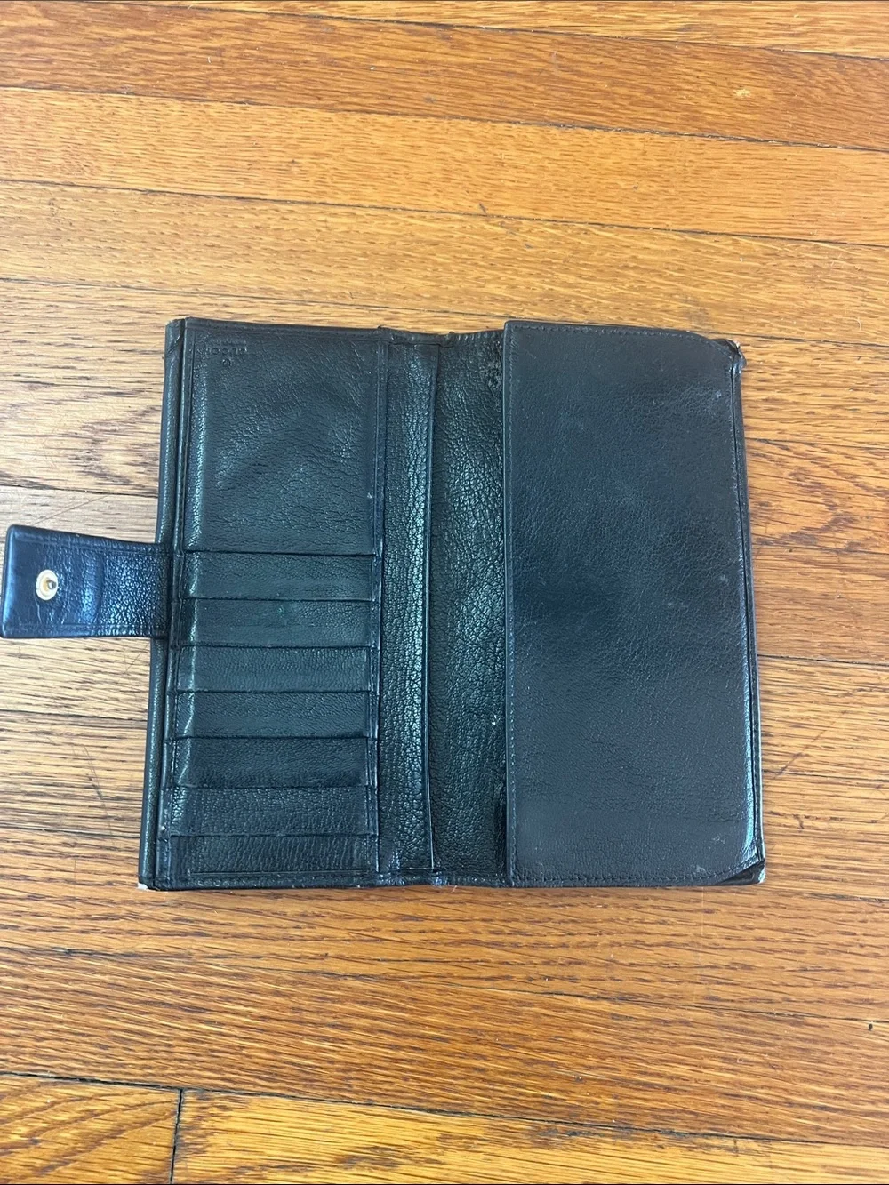 Gucci Black Leather Studded Logo Continental Wallet